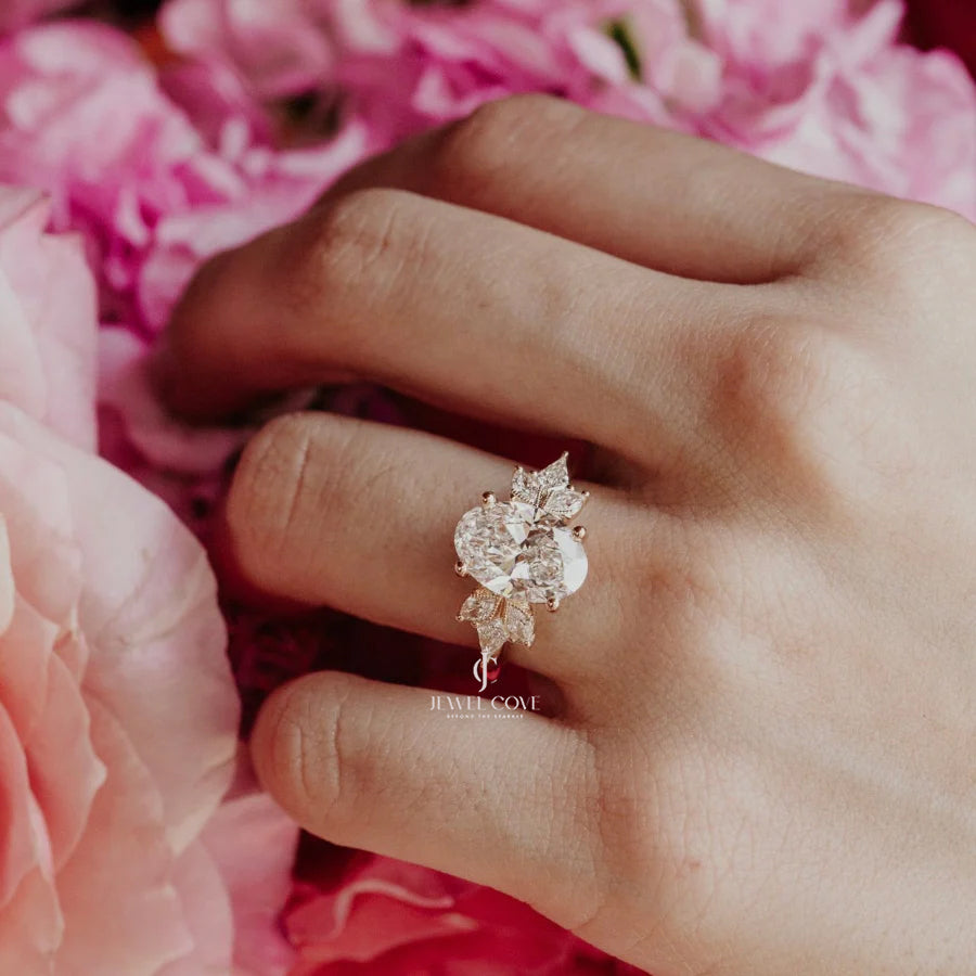 Oval Vintage Engagement Ring | IGI Certified | Moissanite | EF Color