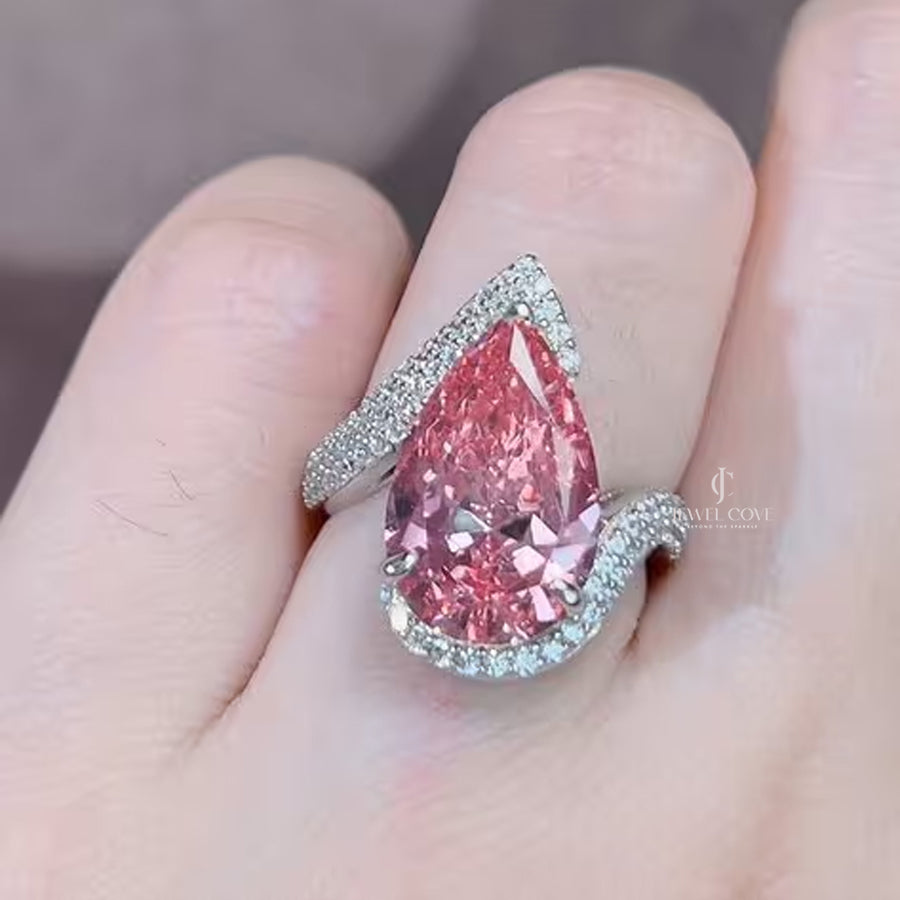 5CT Pear Split Shank Pink Lab Grown Diamond Engagement Ring | Side Round Diamond | IGI Certificate