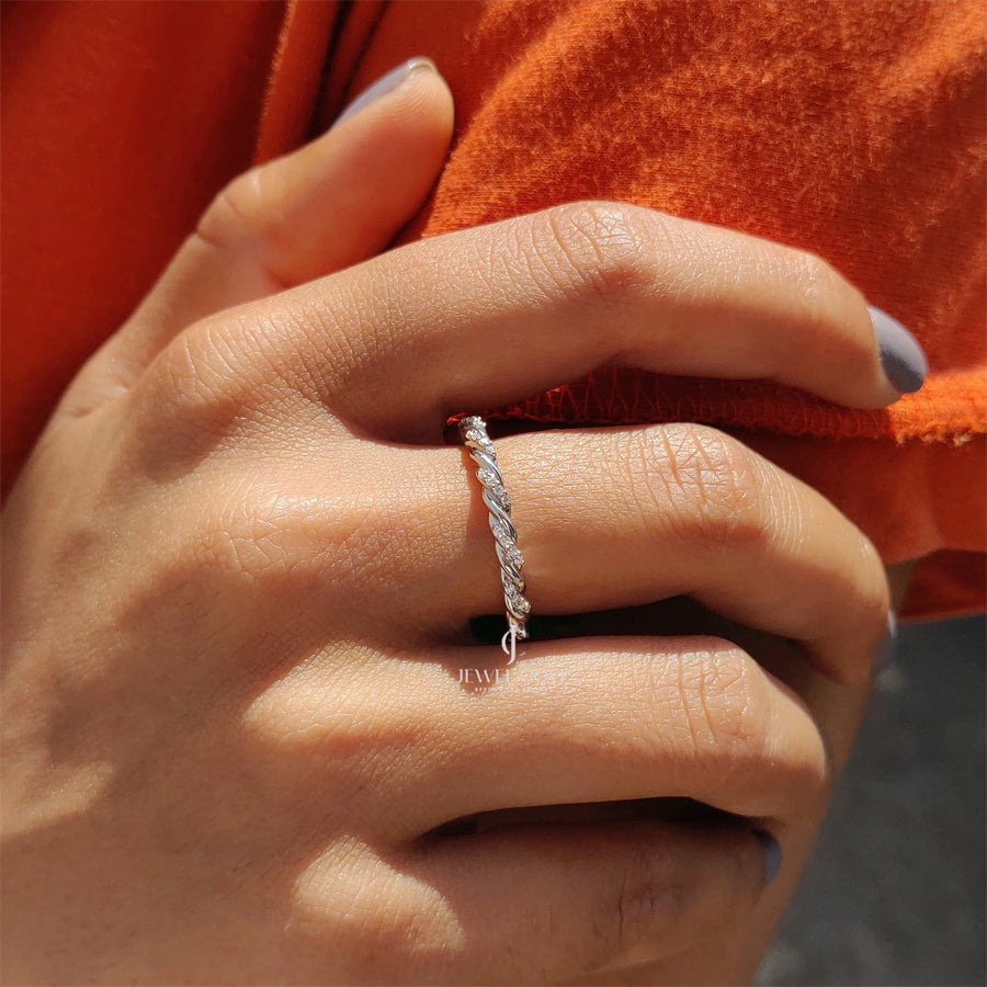 Twisted Eternity Band With Round Lab Grown Diamonds | IGI Certified