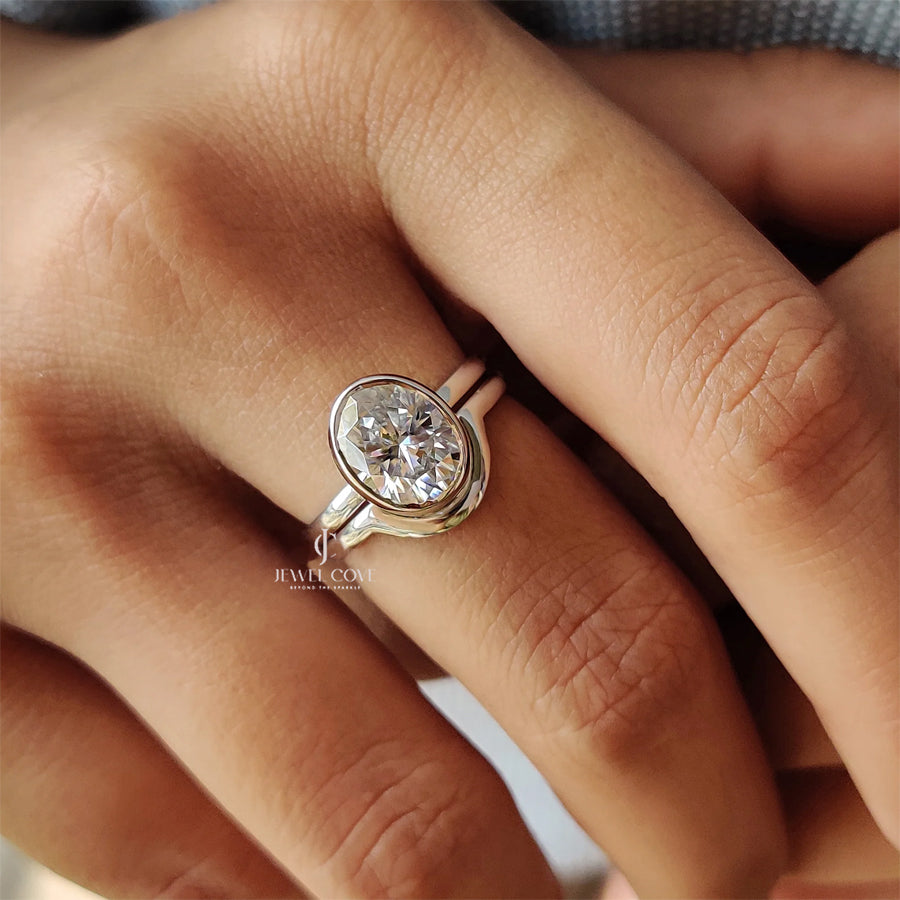 Solitaire Oval Engagement Ring With Wedding Band | Lab Grown Diamonds | IGI Certified