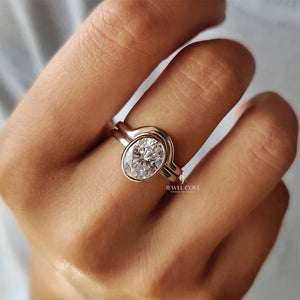 Solitaire Oval Engagement Ring With Wedding Band | Lab Grown Diamonds | IGI Certified