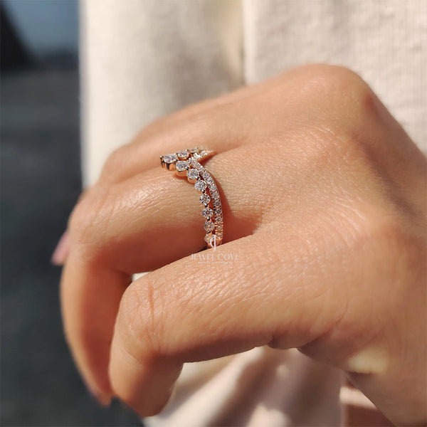 Round Cut Stackable Wedding Band In Double Row Chevron Style | Lab Grown Diamonds | IGI Certified | E-F Color
