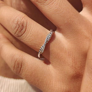Round Cut Infinity Wedding Band With Twisted Rope Pave Style | Lab Grown Diamonds | IGI Certified