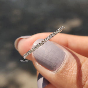 Twisted Eternity Band With Round Lab Grown Diamonds | IGI Certified