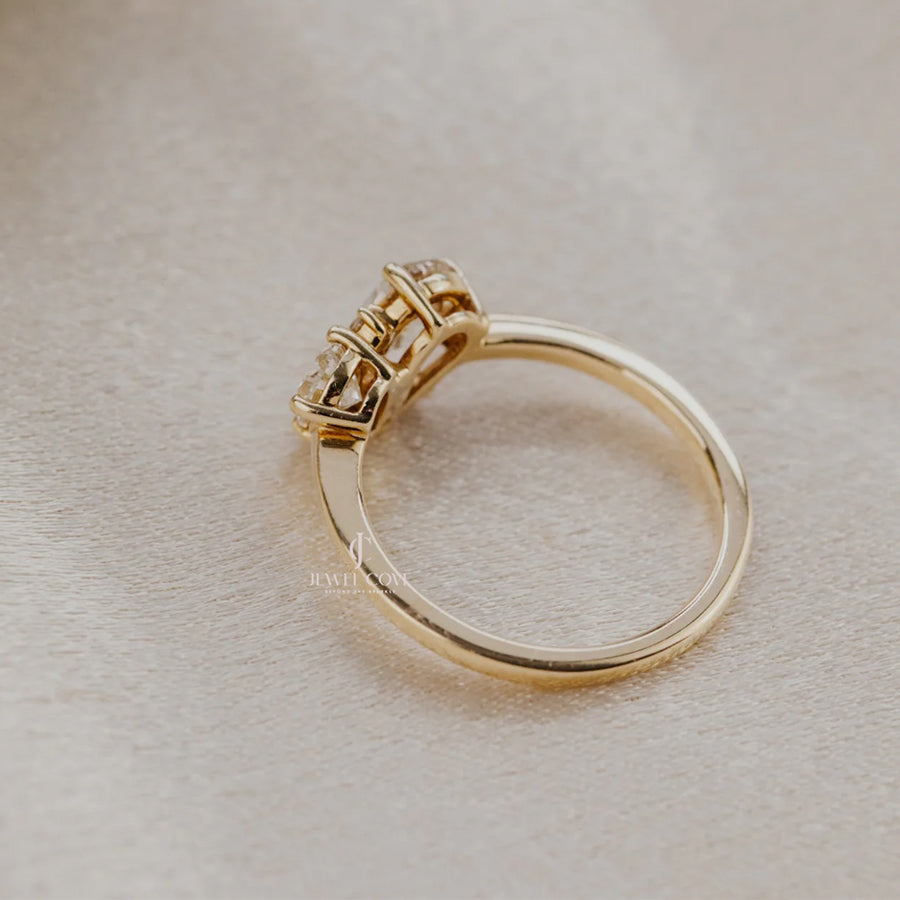 Toi et Moi 1.00 CT Pear Lab Grown Diamond Ring | IGI Certified | Two Stone Ring