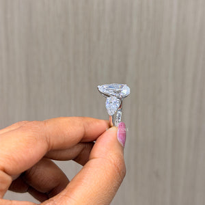 6ctw Pear Lab Grown Diamonds IGI Certified Ring | Side Stone Each 1ct | 3 Stone Ring