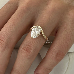2 CT Oval Lab-Grown Claw Prong IGI Certified ring | Curved Setting | IGI Certified | Solitaire Ring