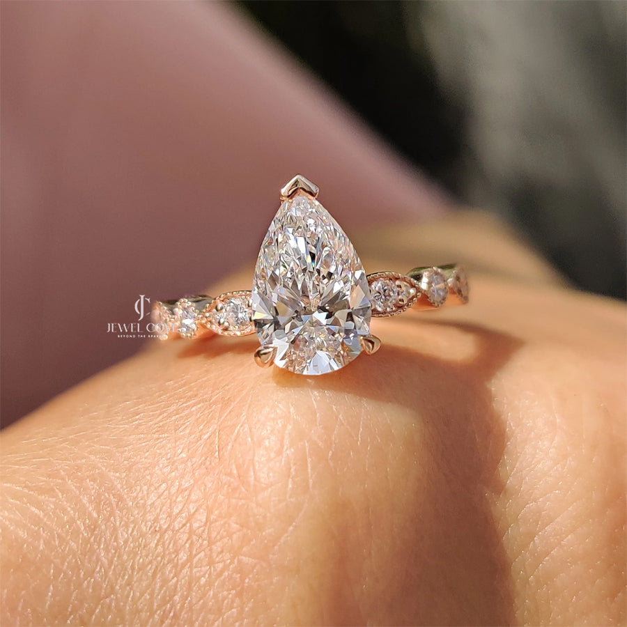 Pear Lab Grown Diamond Vintage Ring With Round Side Stone | IGI Certified