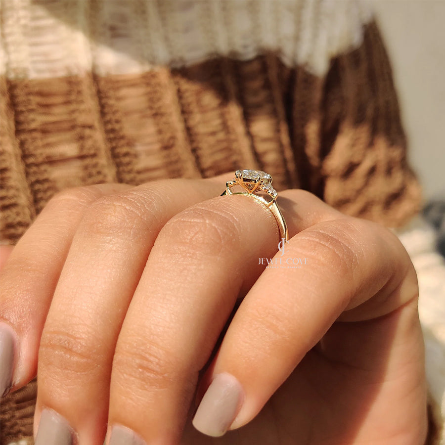 Pear Cut Moissanite Engagement Ring In Muse Setting | VVS-VS EF Color | IGI Certified Ring