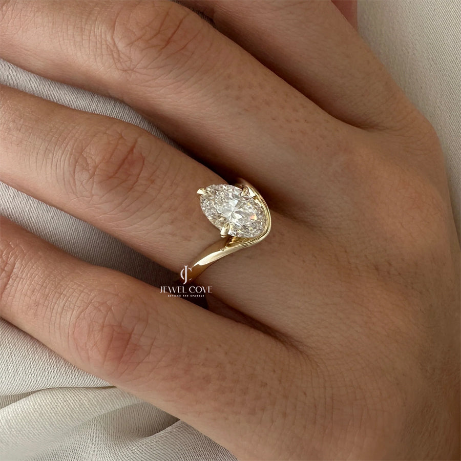 2 CT Oval Lab-Grown Claw Prong IGI Certified ring | Curved Setting | IGI Certified | Solitaire Ring