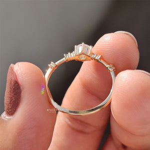 Round Diamond Engagement Ring with Muse Setting | Moissanite Diamonds | GRA Certified