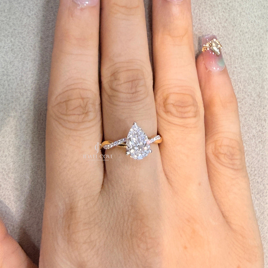 2CT Pear Split Shank Engagemnet Ring | Lab Grown Diamonds | IGI Certified