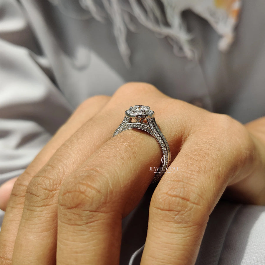Bezel Halo Engagement Ring with Round Diamond | Lab Grown Diamonds | IGI Certified