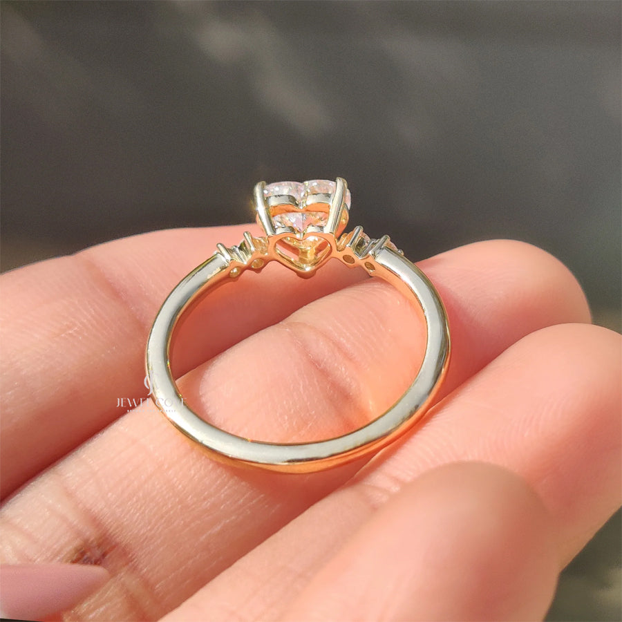 5 Stone Heart Cut With Round Side Diamond | Moissanite Diamonds | IGI Certified