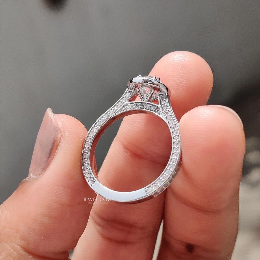 Bezel Halo Engagement Ring with Round Diamond | Moissanite Diamonds | GRA Certified