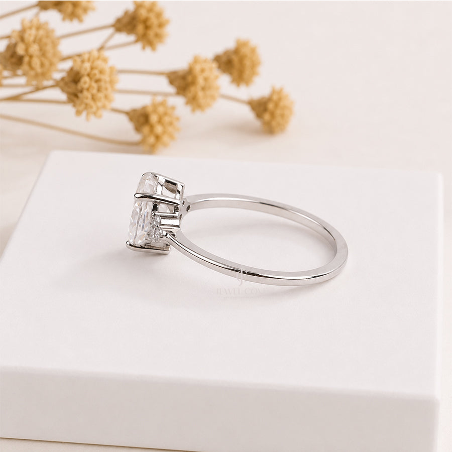 Oval Cut Diamond Cluster Setting Daily Wear Ring | Lab Grown Diamonds | IGI Certified